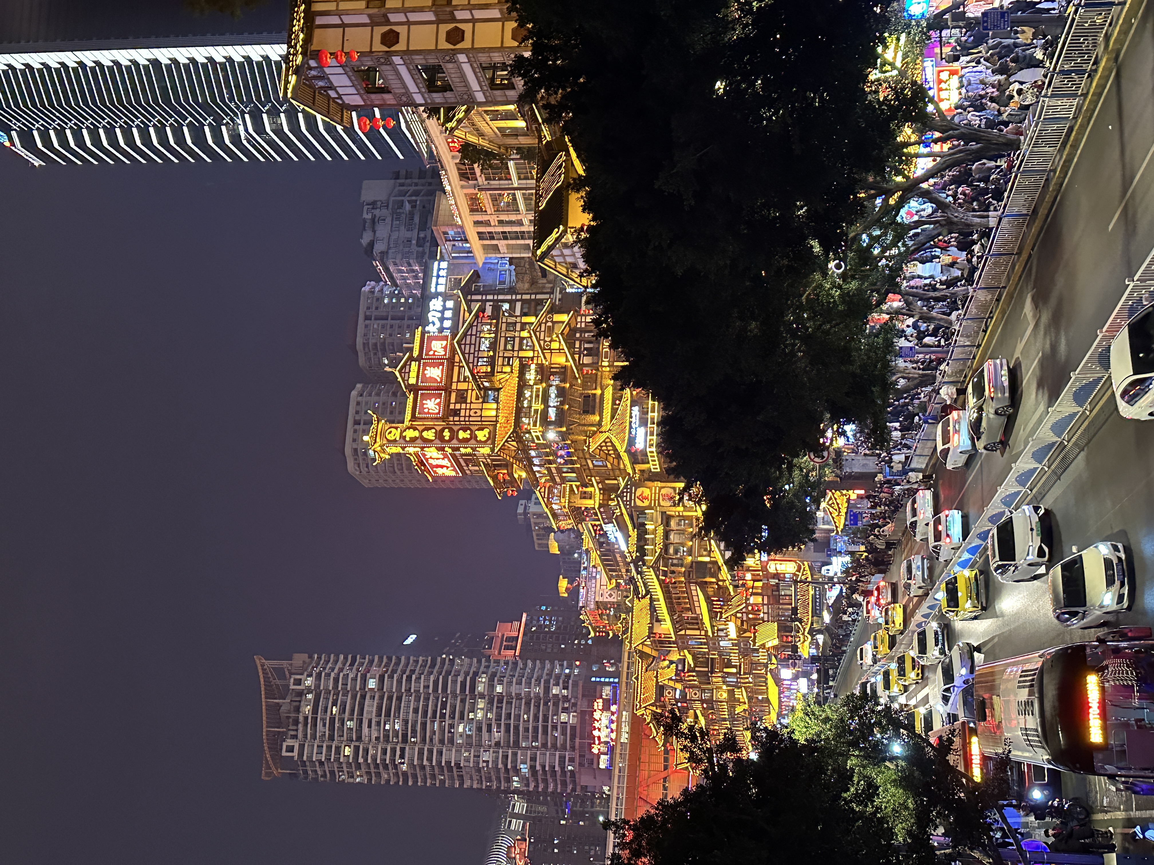 星空体育平台app下载-包含夜光城市跑，灯火点点中的运动狂欢的词条