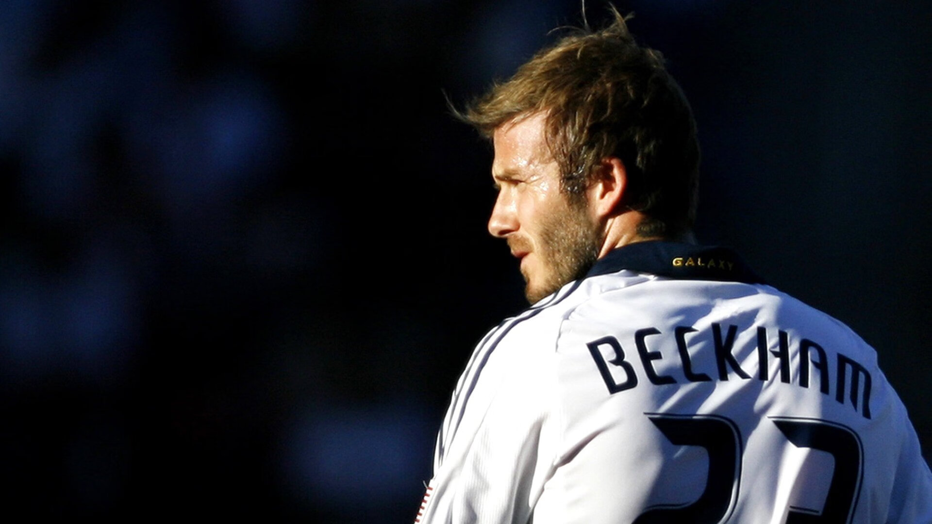 星空电竞在线平台登录入口-青少年足球青训基地引入国际先进教练团队，提升训练水平，青少年足球培训学校